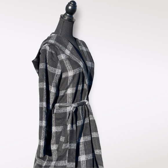 Women’s Trench Coat | Size M - Picture 6 of 8